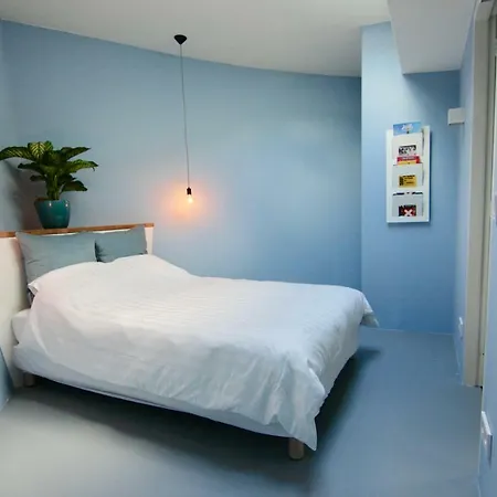 Úszó hotel Sailor Coaster Mado *