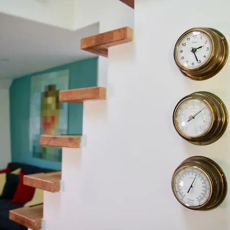 Úszó hotel Sailor Coaster Mado