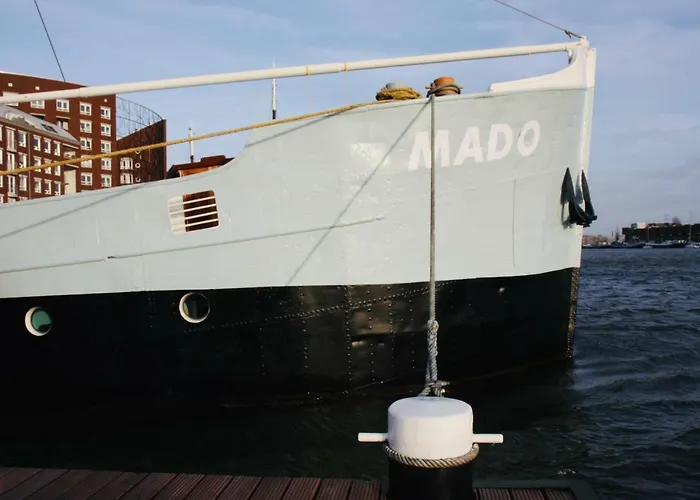 Botel Sailor Coaster Mado Amesterdão