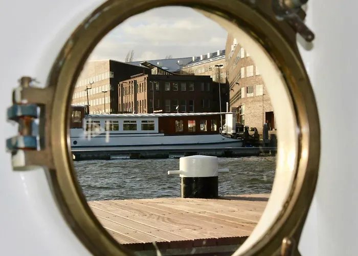 Sailor Coaster Mado Bådhotel Amsterdam